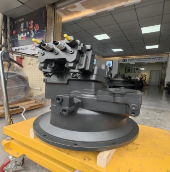DX520 Main pump